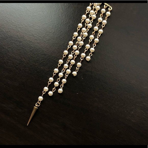 Pearl‎ Ear Cuff Non Pierced Earrings with Spike - Picture 4 of 4